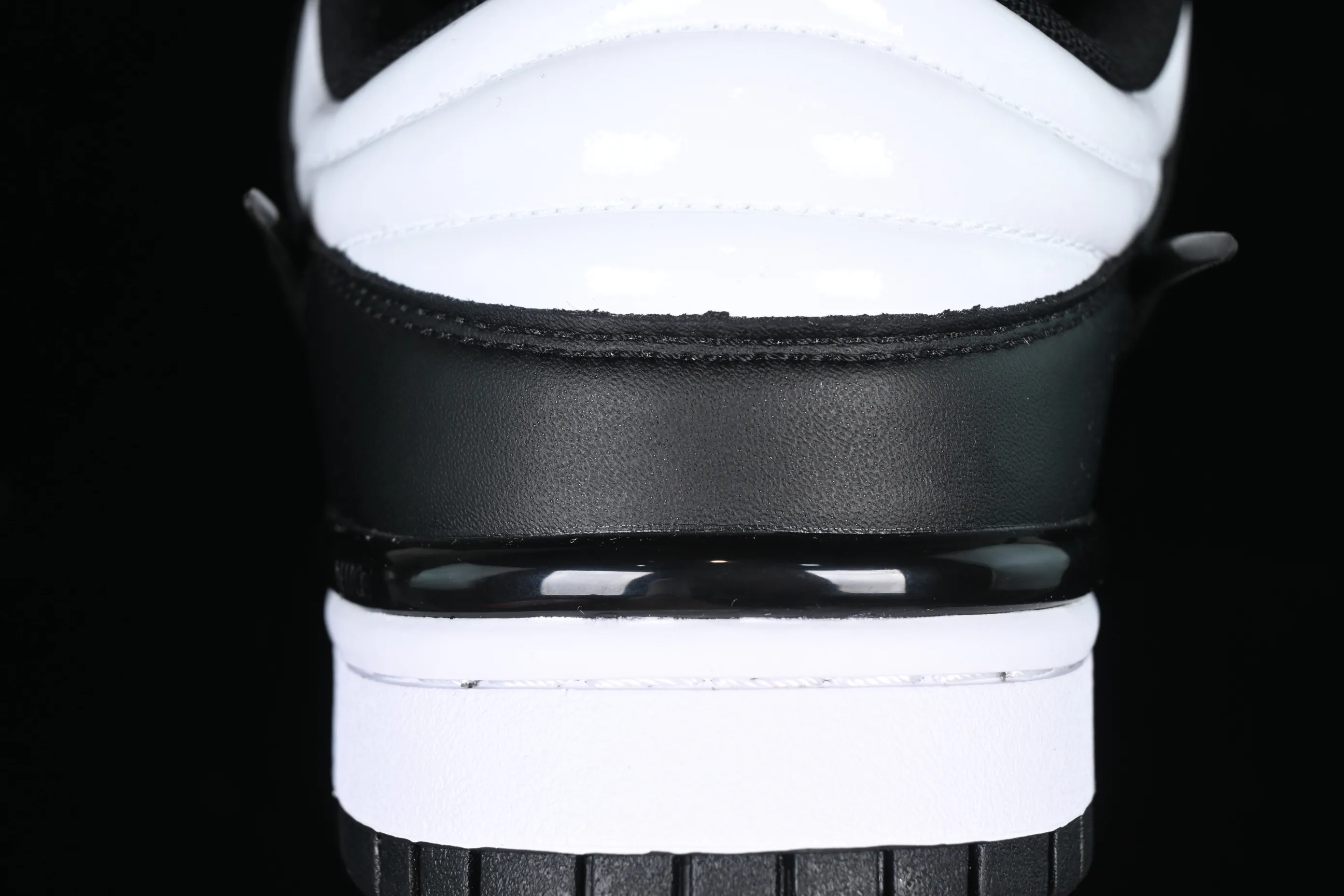 All categories Nk SB Dunk series Nk SB Dunk Low low-top sneakers Nk Dunk Low Twist Panda Panda black and white SB low-top sports and leisure sneakers DZ2794-001